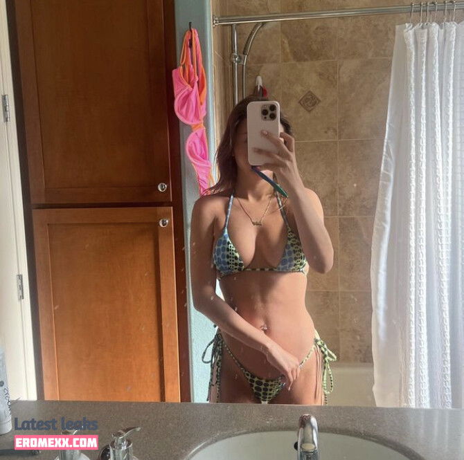 Latest Leaks Royalwednesday Nude #63 - Erome