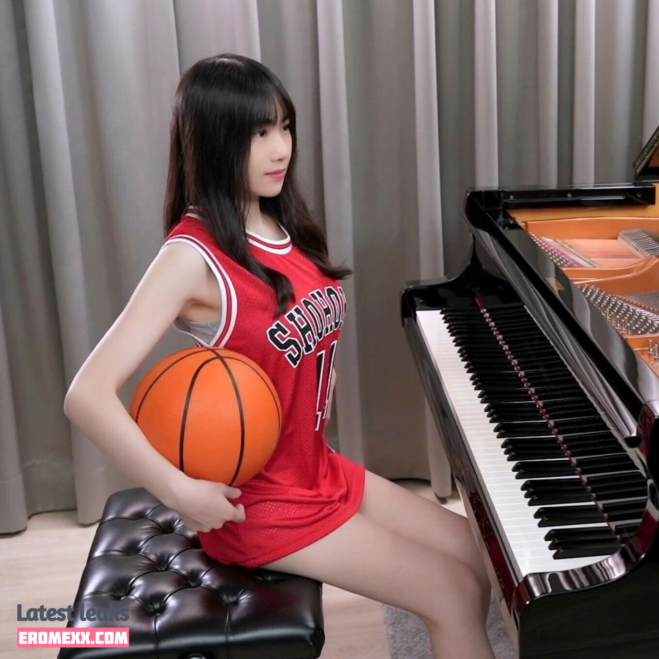Latest Leaks Ru’s Piano Nude #14 - Erome