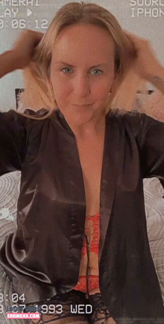 Latest Leaks Sam Emily Smith VIP Nude #8 - Fapello