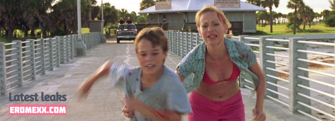 Latest Leaks Samantha Mathis Nude #42 - Fapello