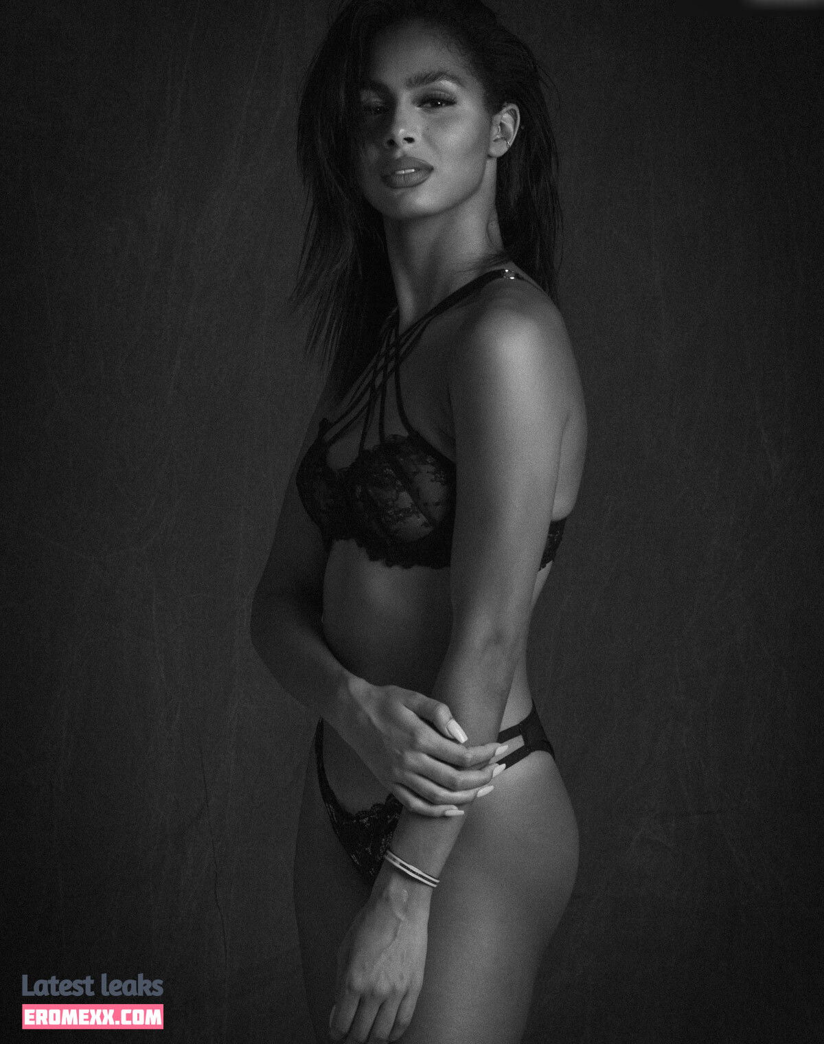 Latest Leaks Samira Oué Nude #2 - Fapello
