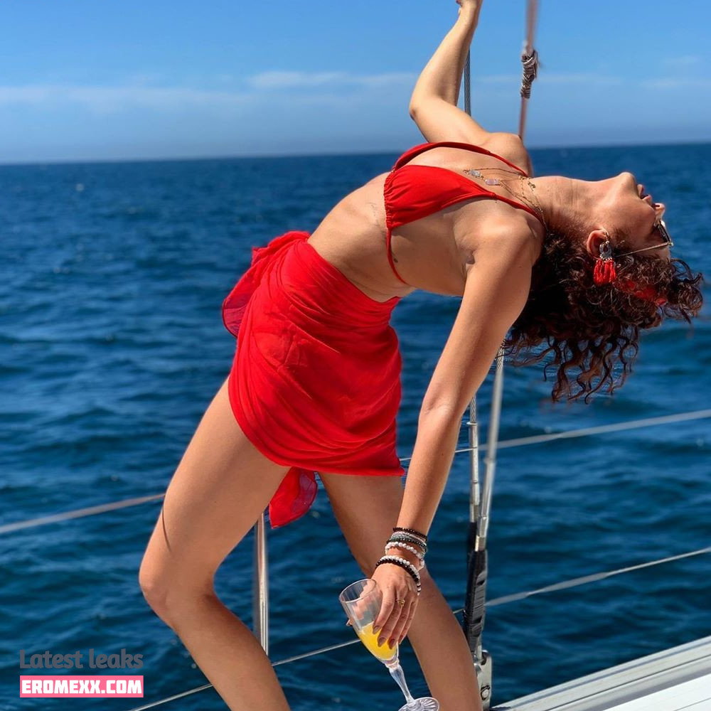 Latest Leaks Sarah Hyland Nude #634 - Fapello