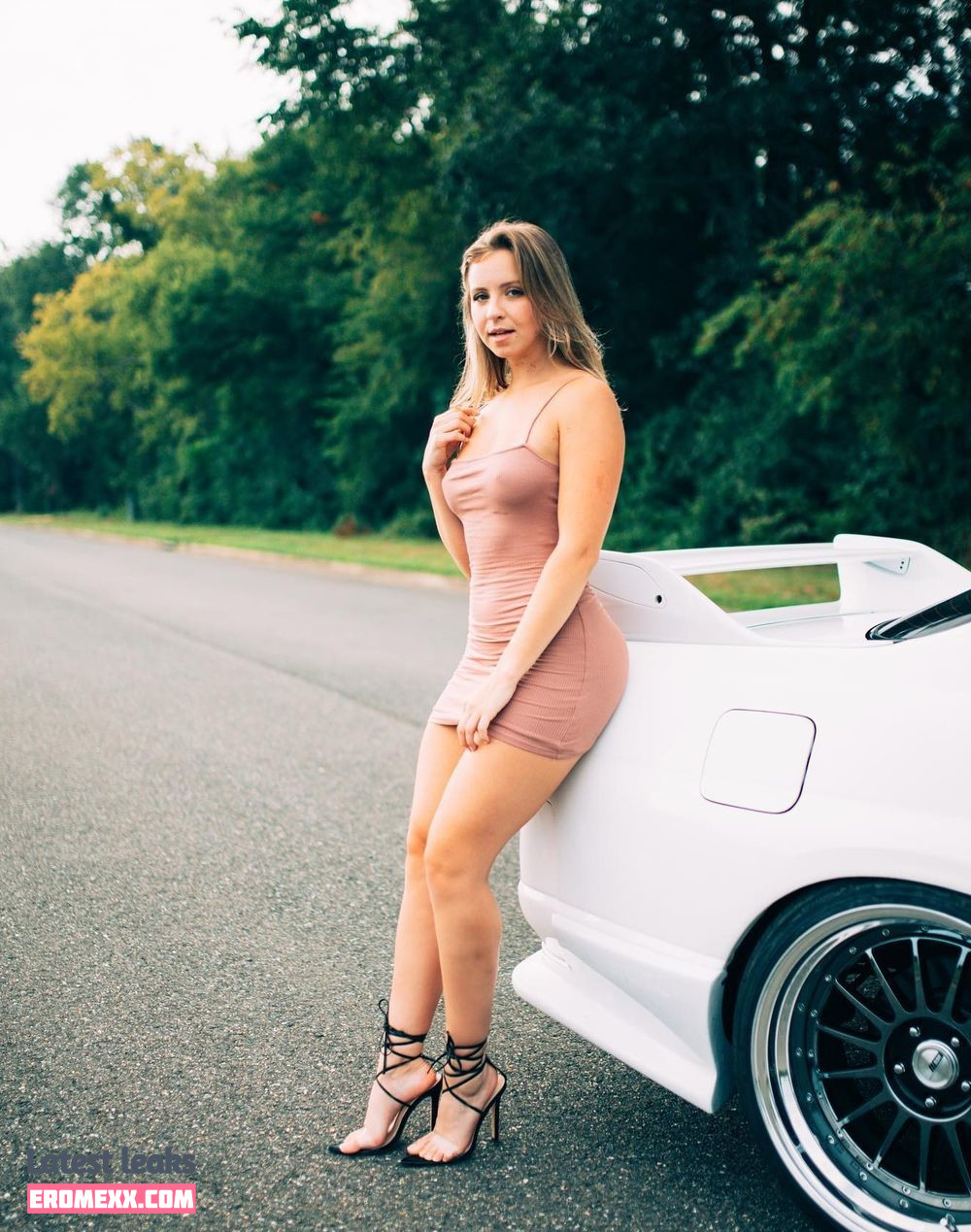 Latest Leaks Sarah Senecal Nude #6 - Fapello