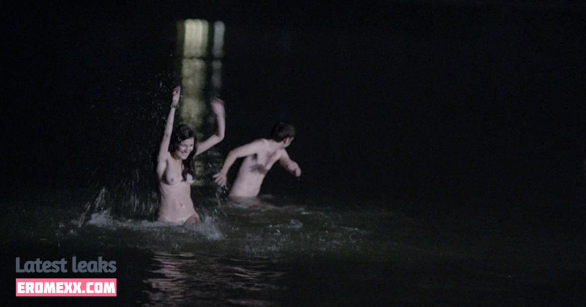 Latest Leaks Sarah Solemani Nude #10 - Fapello