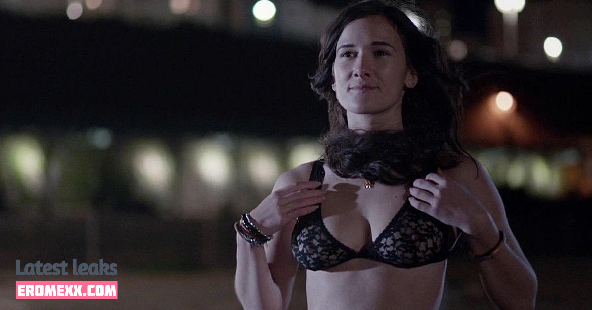 Latest Leaks Sarah Solemani Nude #2 - Fapello