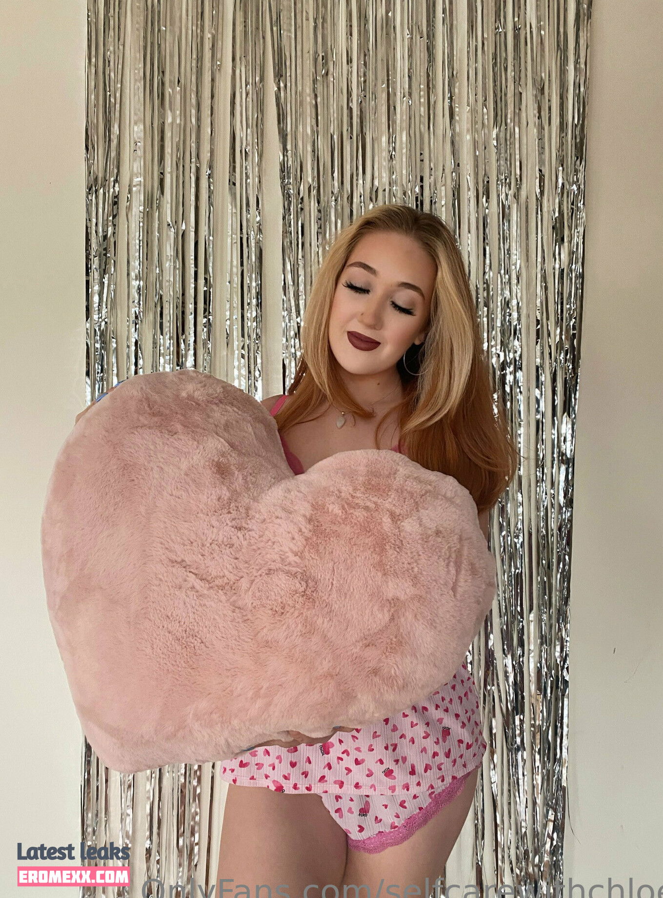 Latest Leaks selfcarewithchloe Nude #24 - Fapello