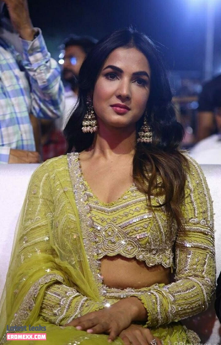 Latest Leaks Sonal Chauhan Nude #12 - Erome