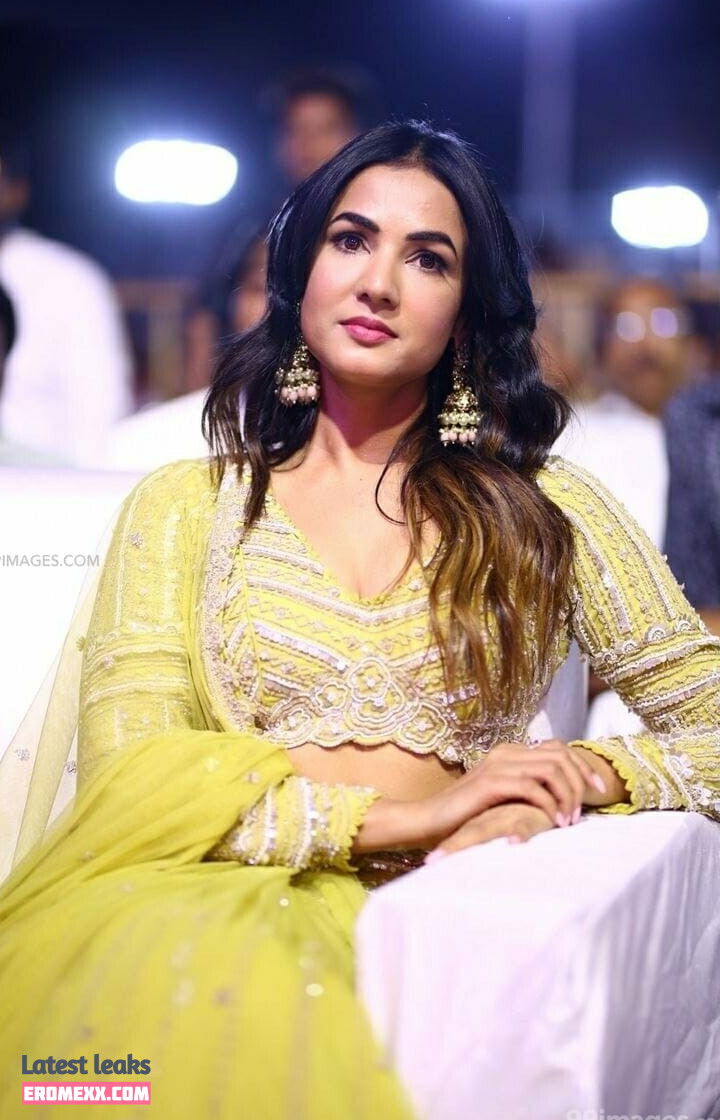 Latest Leaks Sonal Chauhan Nude #15 - Erome