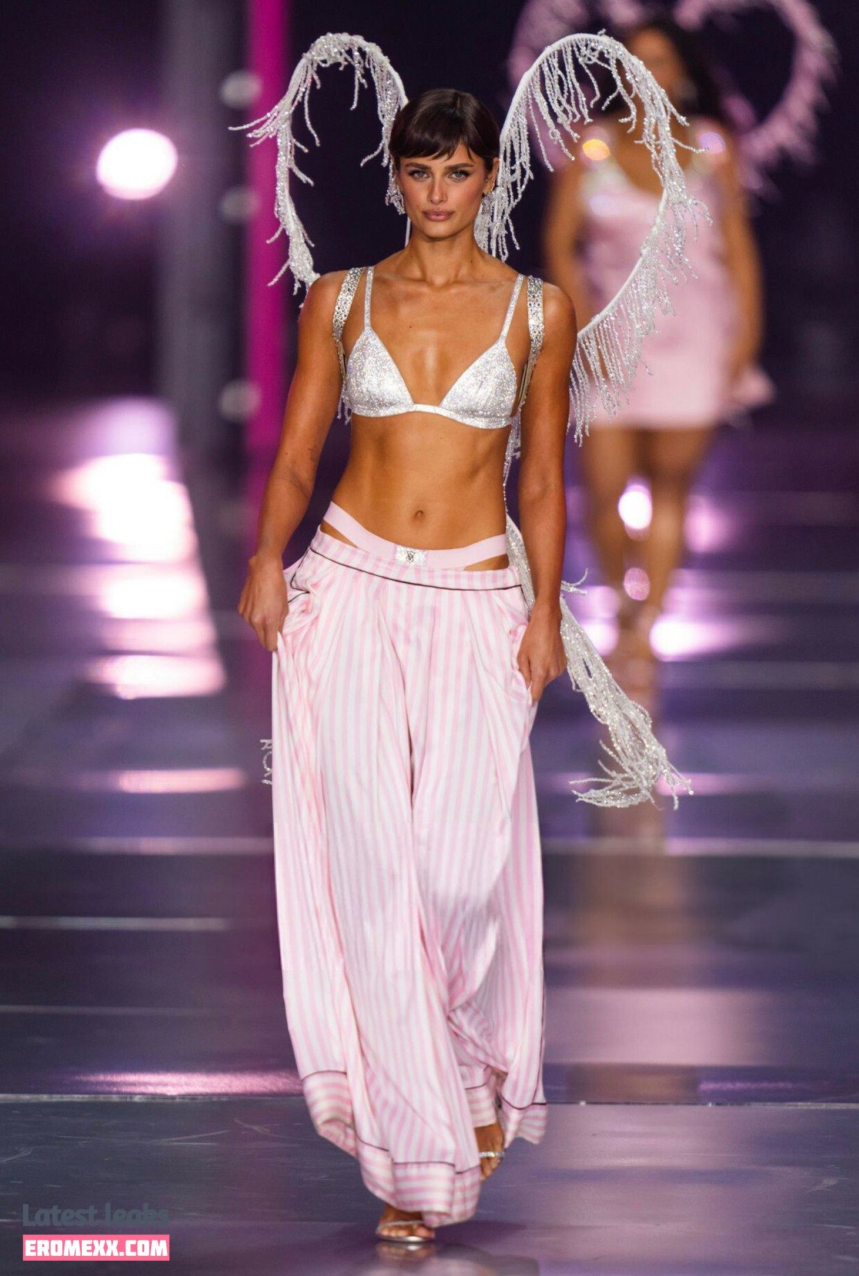 Latest Leaks Taylor Hill Nude #223 - Fapello