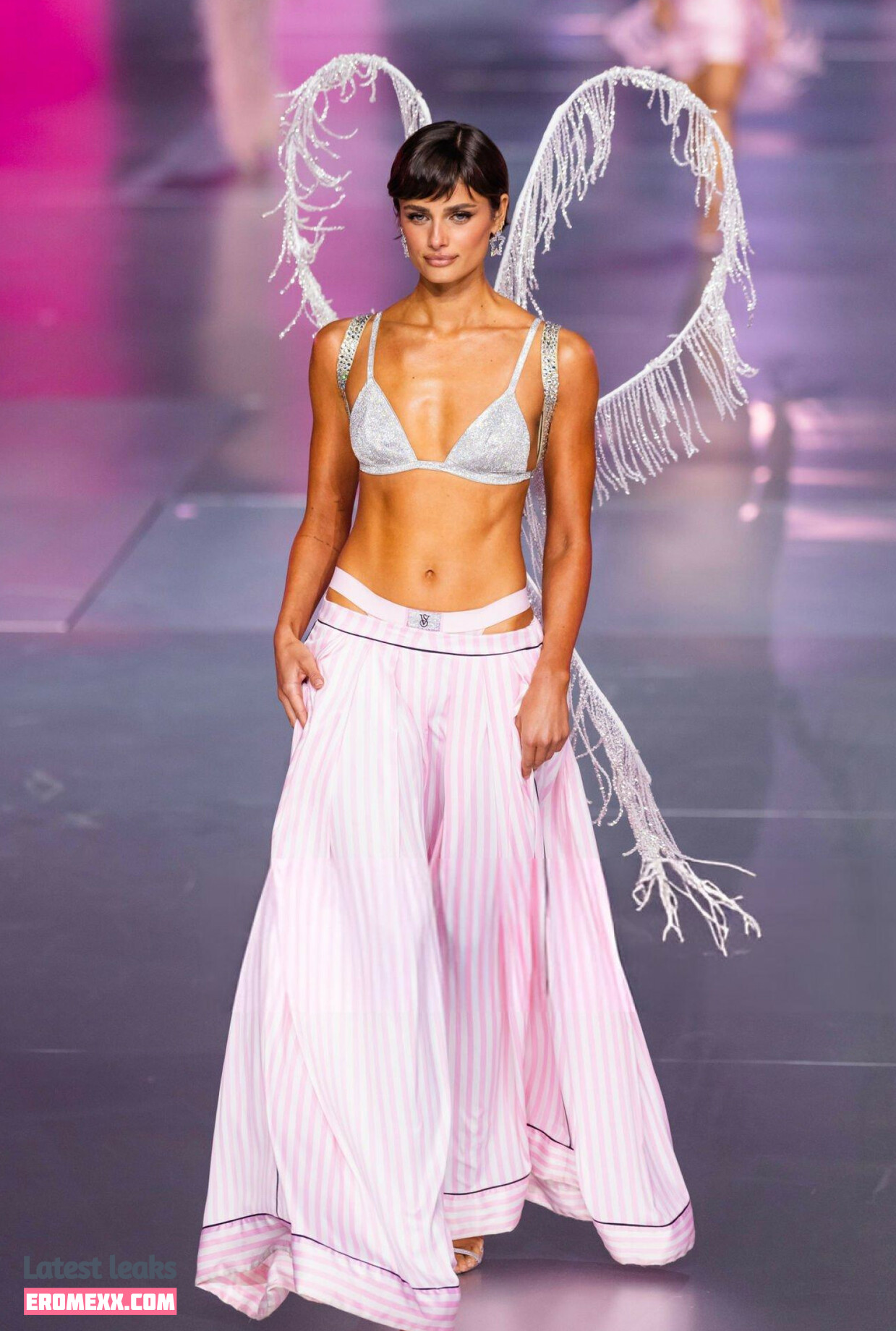 Latest Leaks Taylor Hill Nude #224 - Fapello