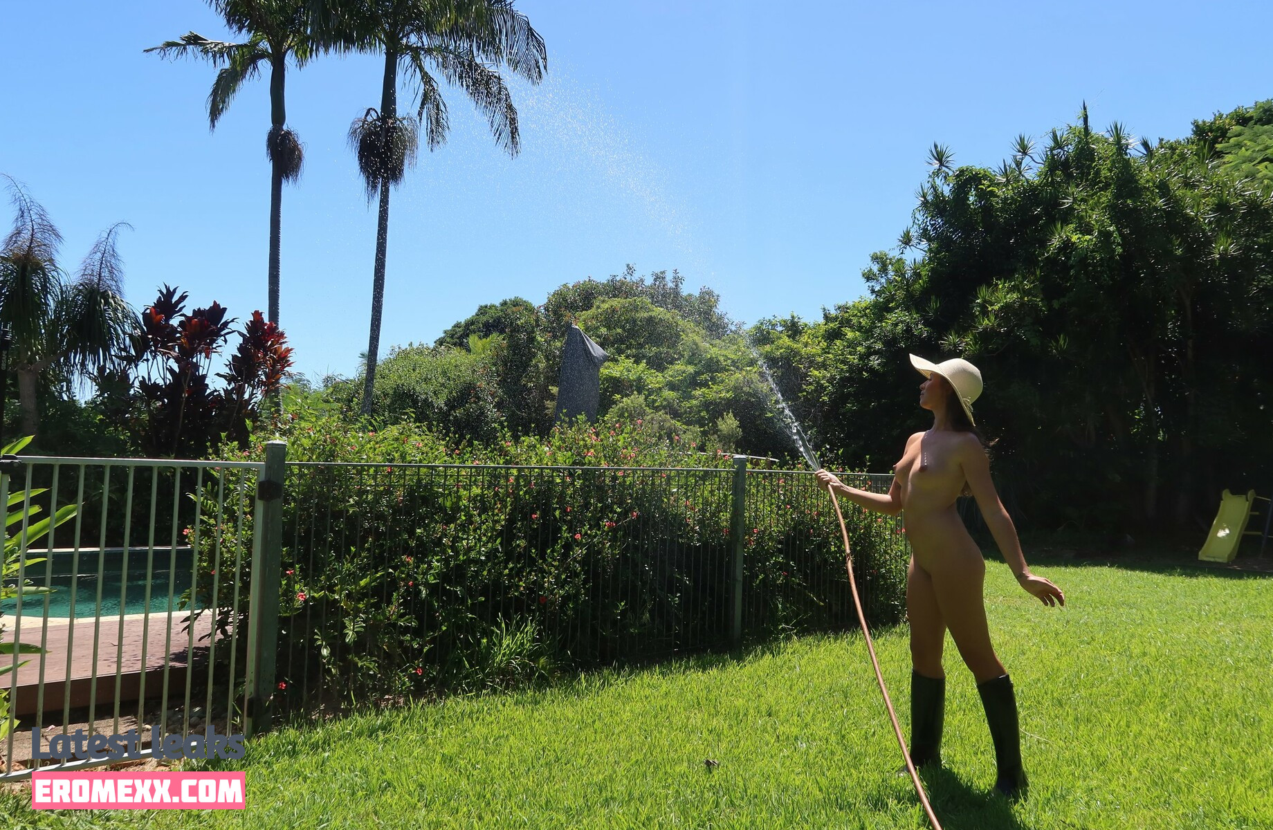 Latest Leaks thenudeblogger Nude #30 - Fapello