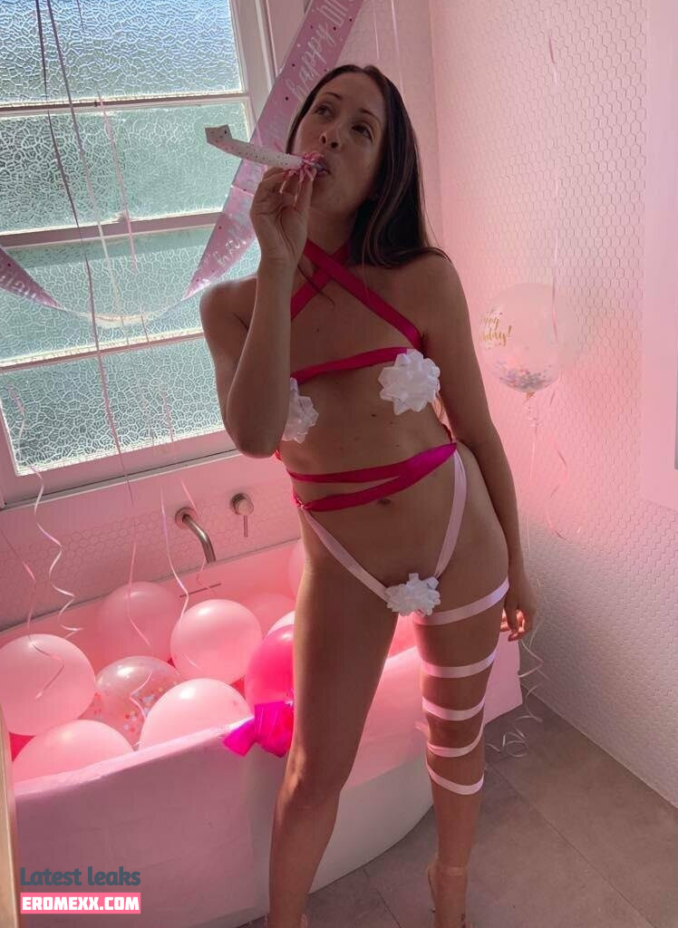 Latest Leaks thenudeblogger Nude #5 - Fapello