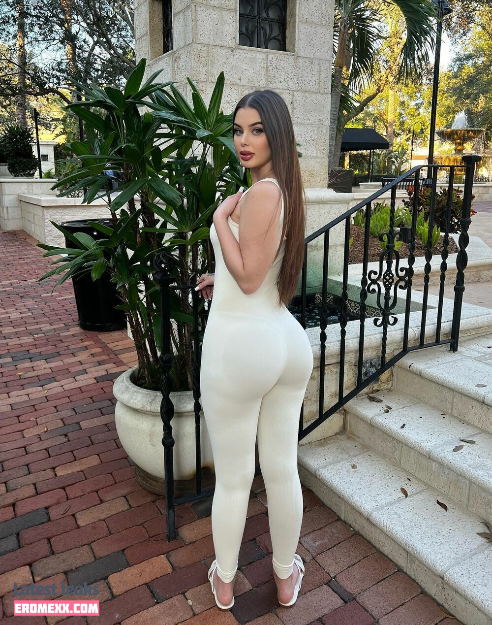Latest Leaks therealkalliii Nude #22 - Fapello