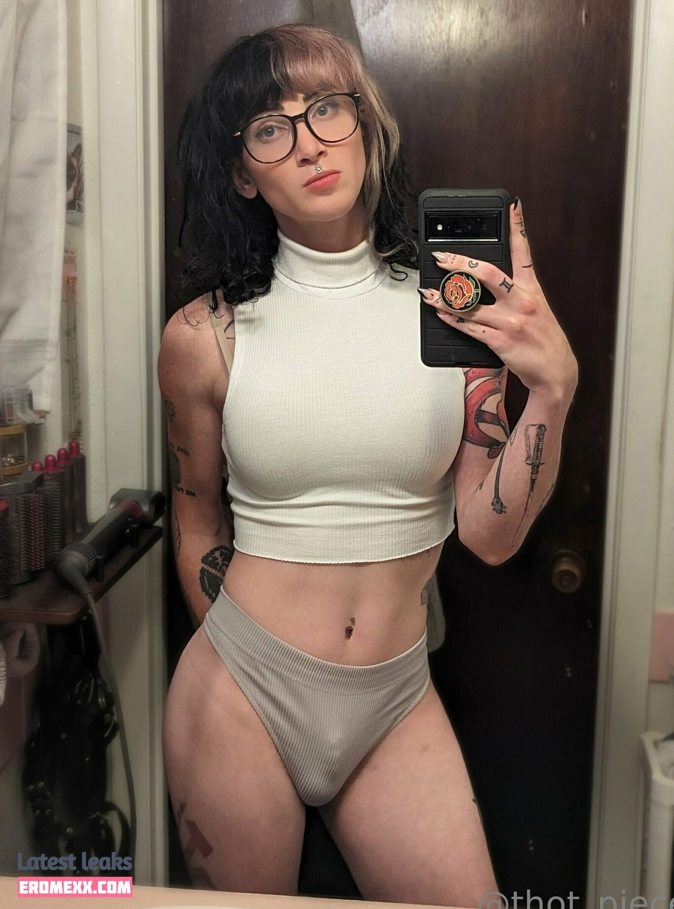 Latest Leaks thot_piece Nude #1 - Fapello