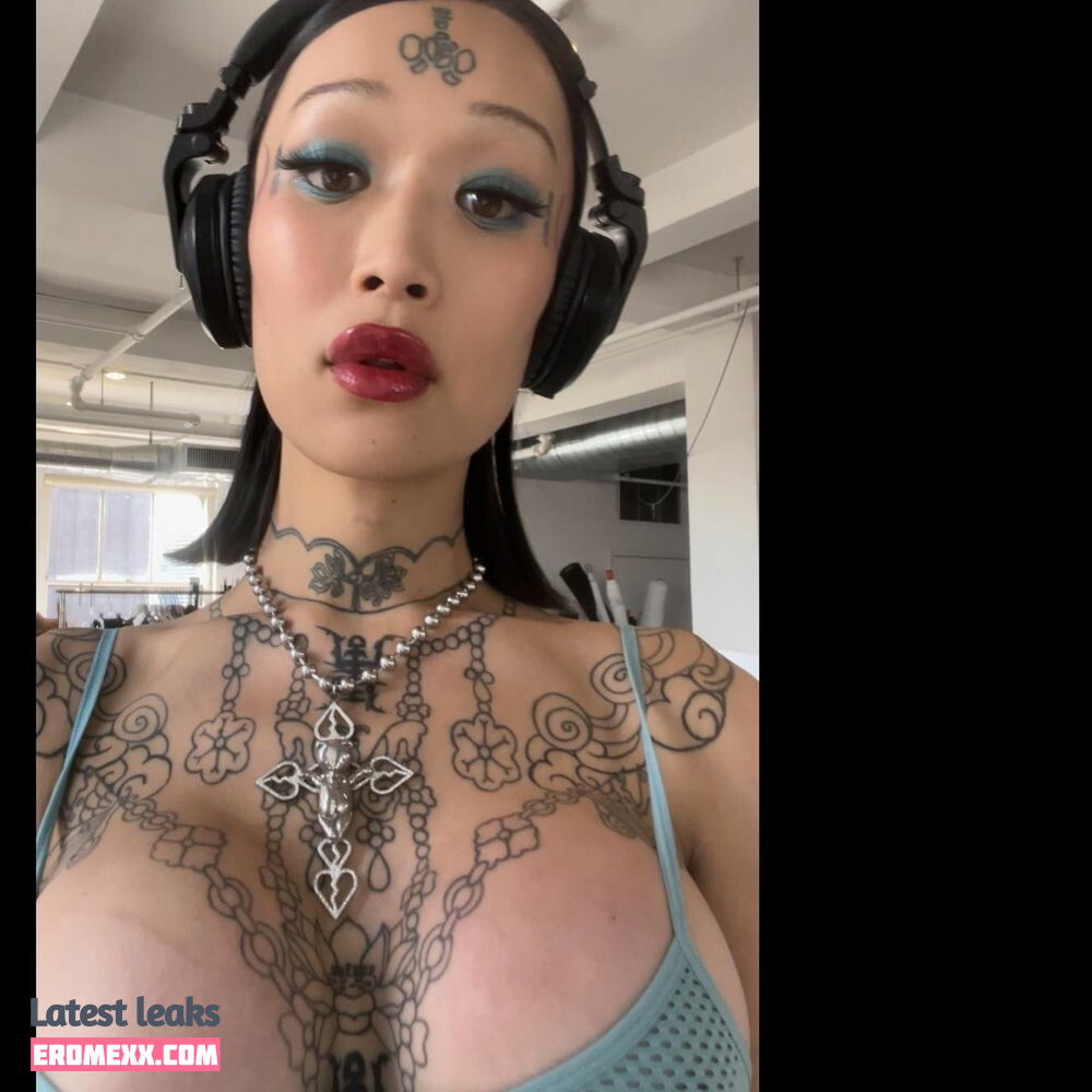 Latest Leaks tightcorsetloosemorals Nude #4 - Fapello