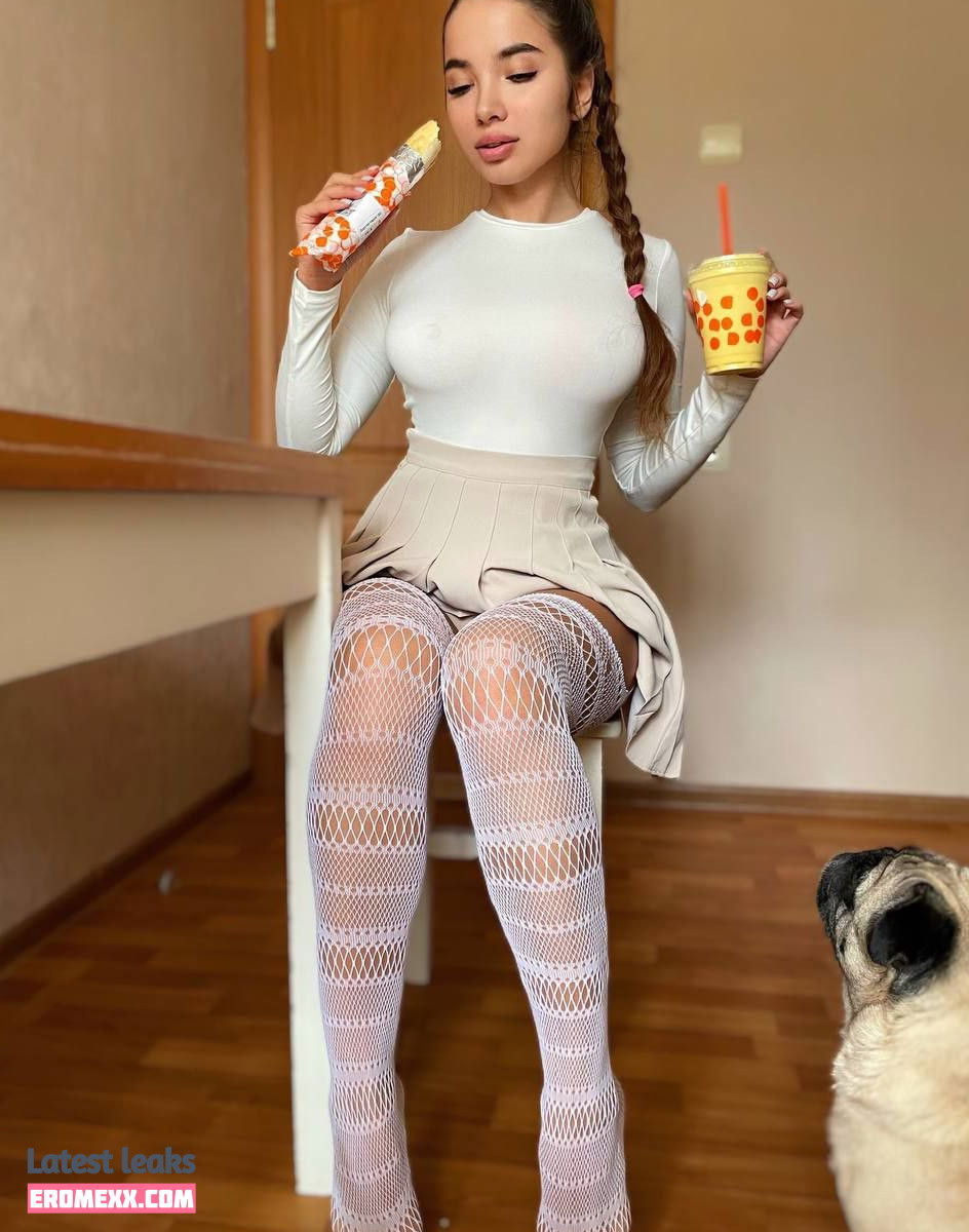 Latest Leaks tiynmay Nude #4 - Fapello