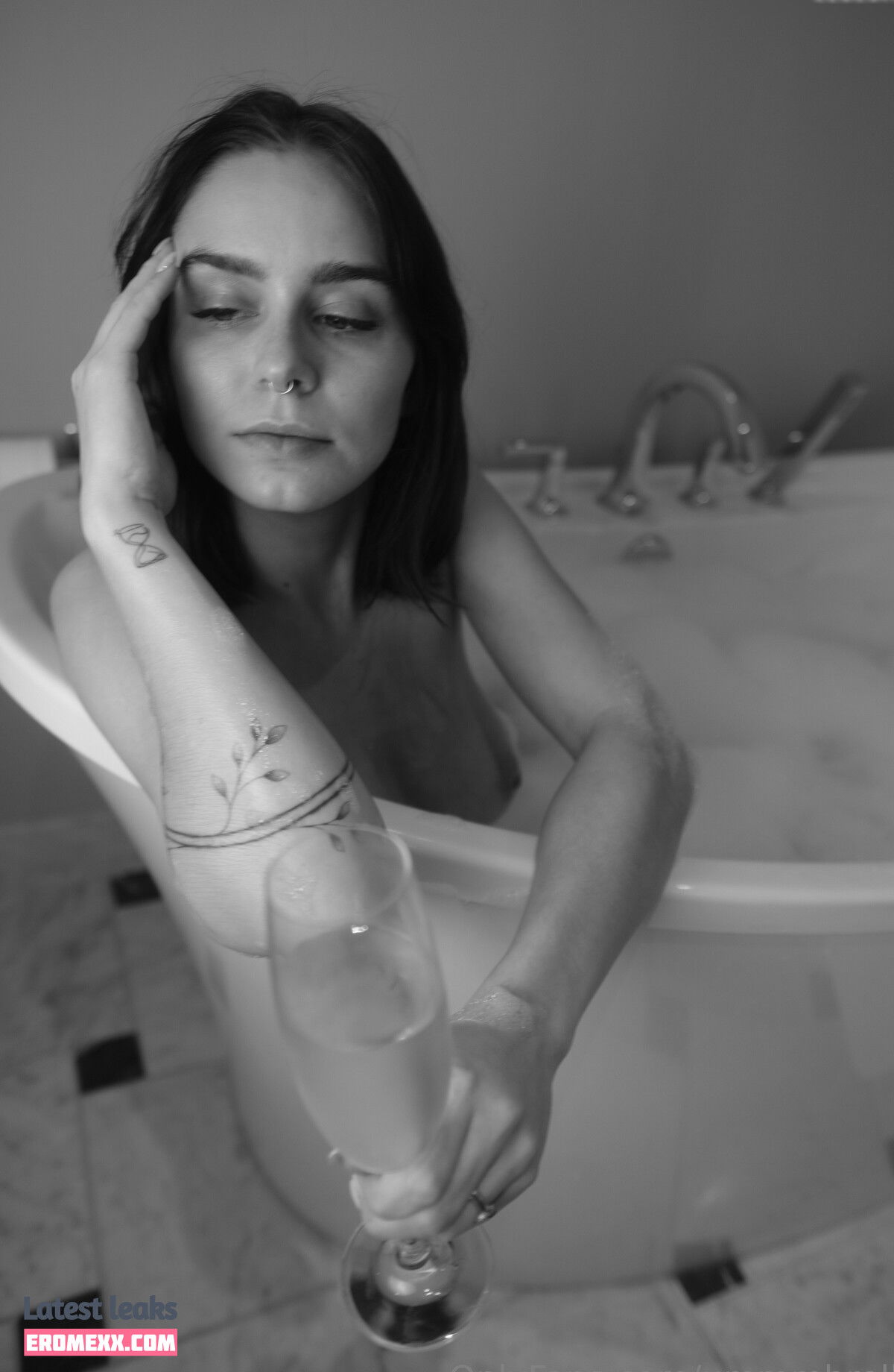 Latest Leaks Ummmbrella Nude #7 - Erome