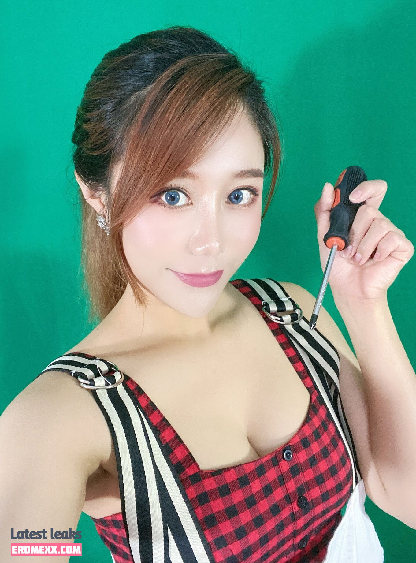 Latest Leaks Uying Nude #122 - Erome