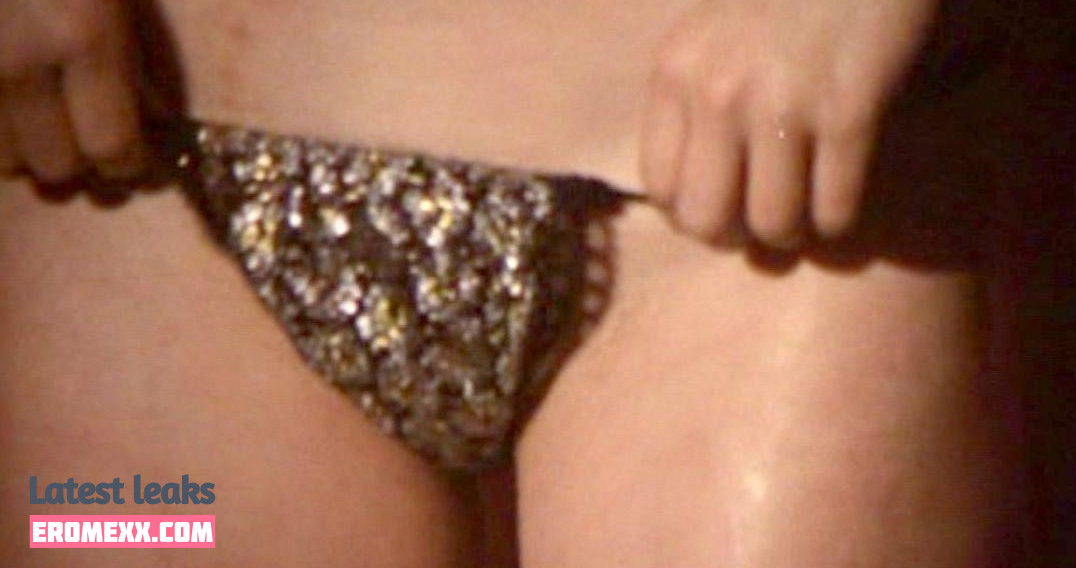 Latest Leaks Val Penny Nude #7 - Fapello