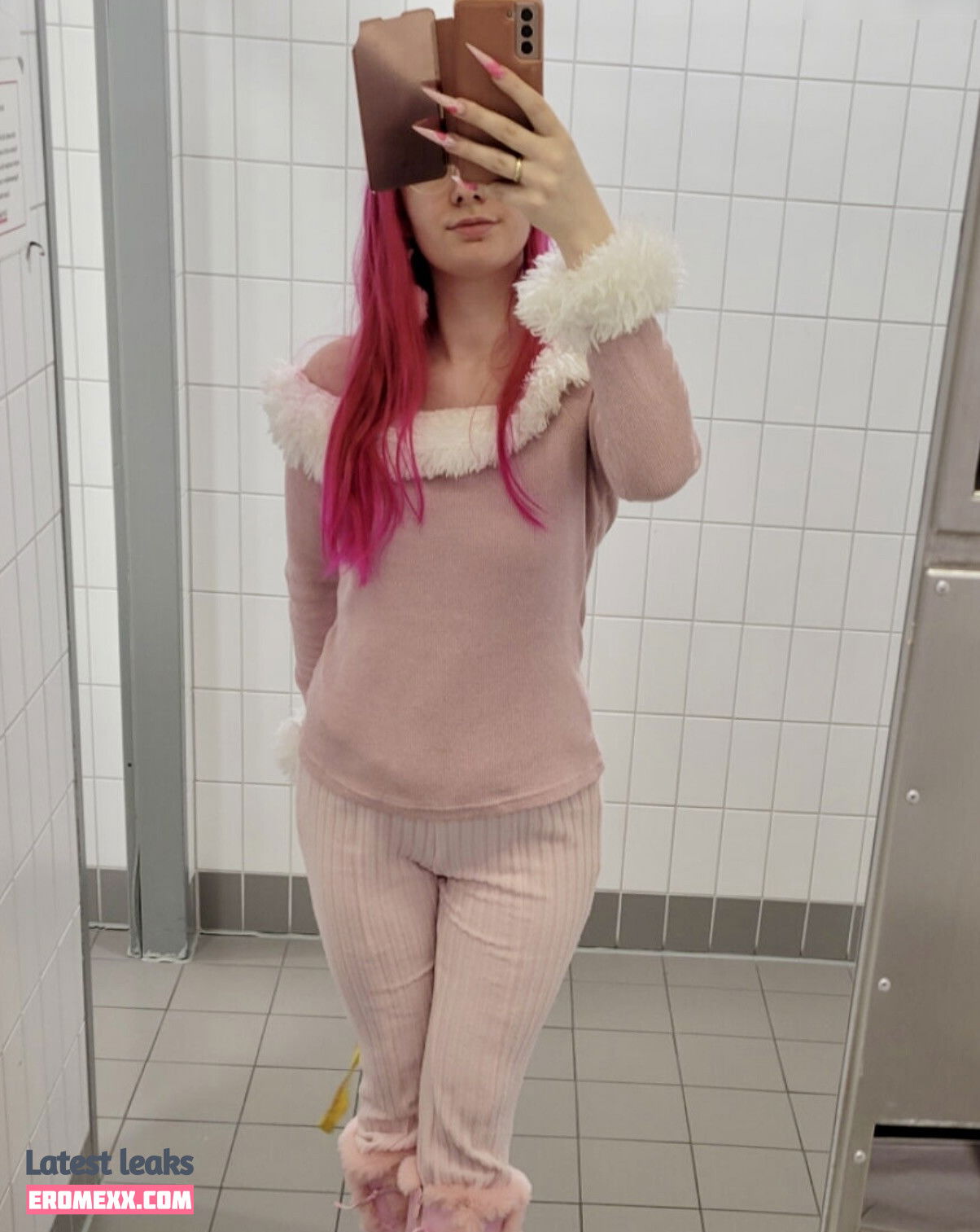 Latest Leaks valentina_gamerfoxy_aux Nude #9 - Fapello