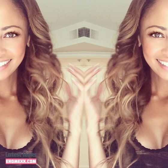 Latest Leaks Vanessa Morgan Nude #192 - Fapello