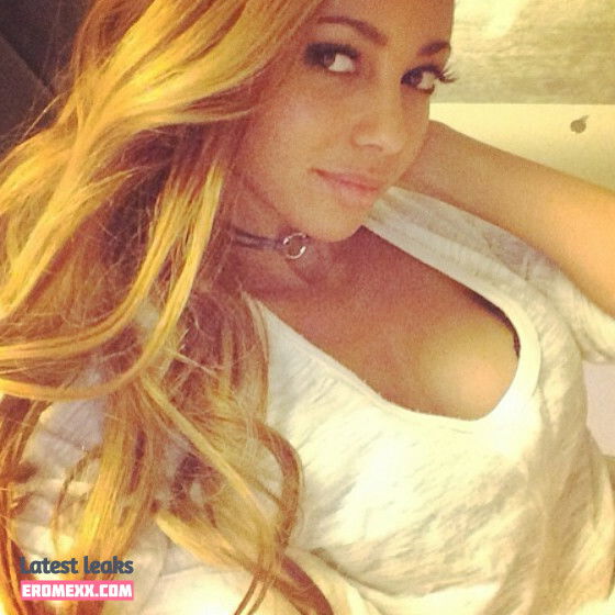 Latest Leaks Vanessa Morgan Nude #211 - Fapello