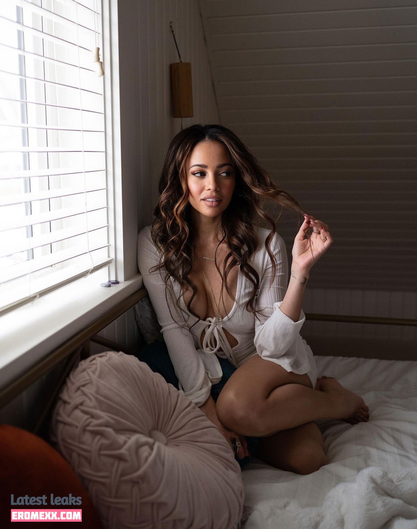 Latest Leaks Vanessa Morgan Nude #231 - Fapello