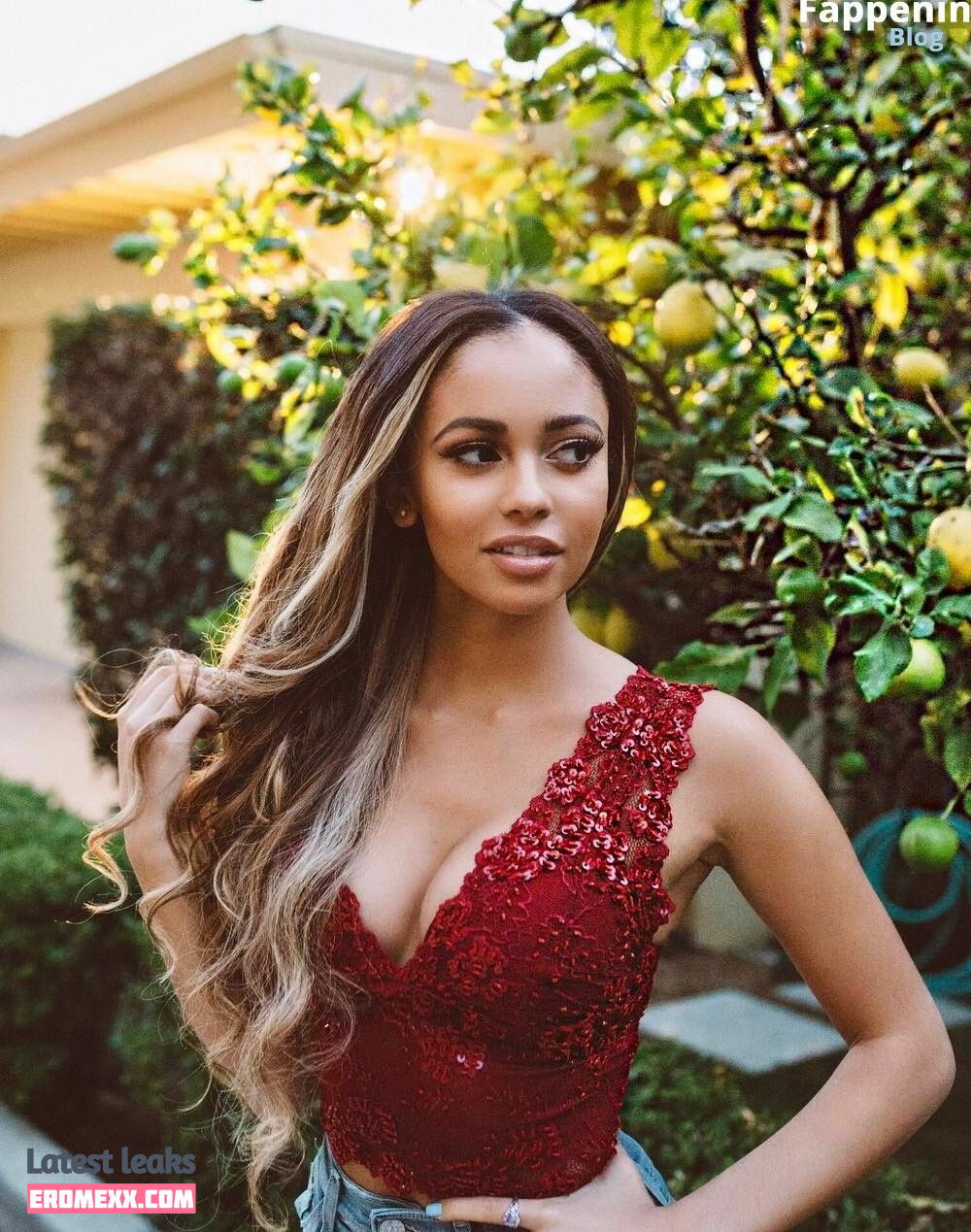 Latest Leaks Vanessa Morgan Nude #266 - Fapello