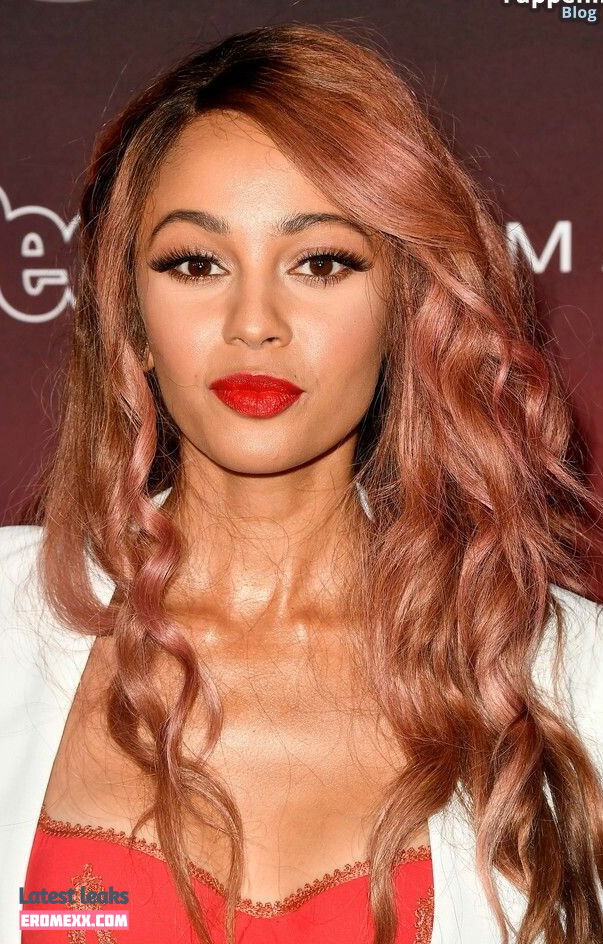 Latest Leaks Vanessa Morgan Nude #275 - Fapello