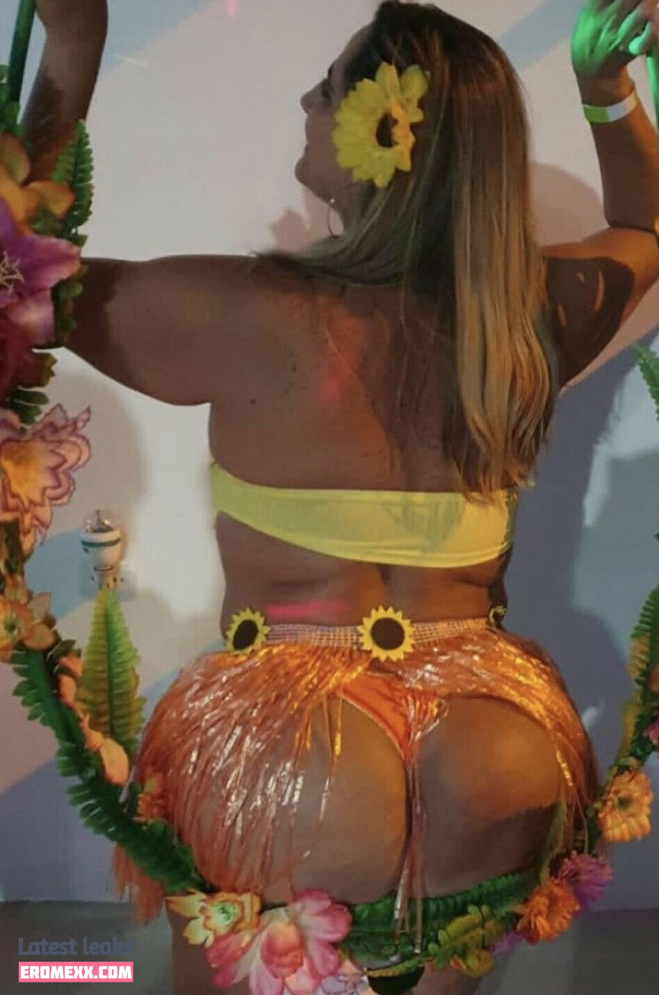 Latest Leaks Vanessaalessandraoficial Nude #7 - Erome
