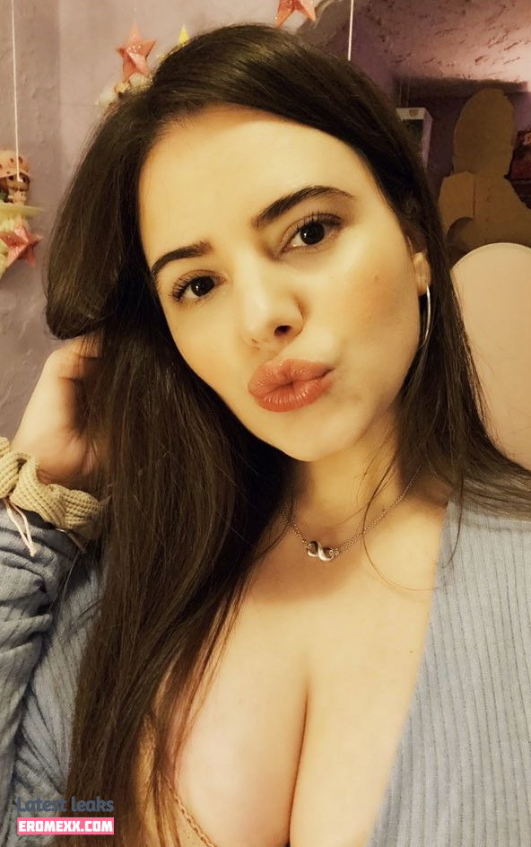 Latest Leaks Vanessinator Nude #6 - Fapello