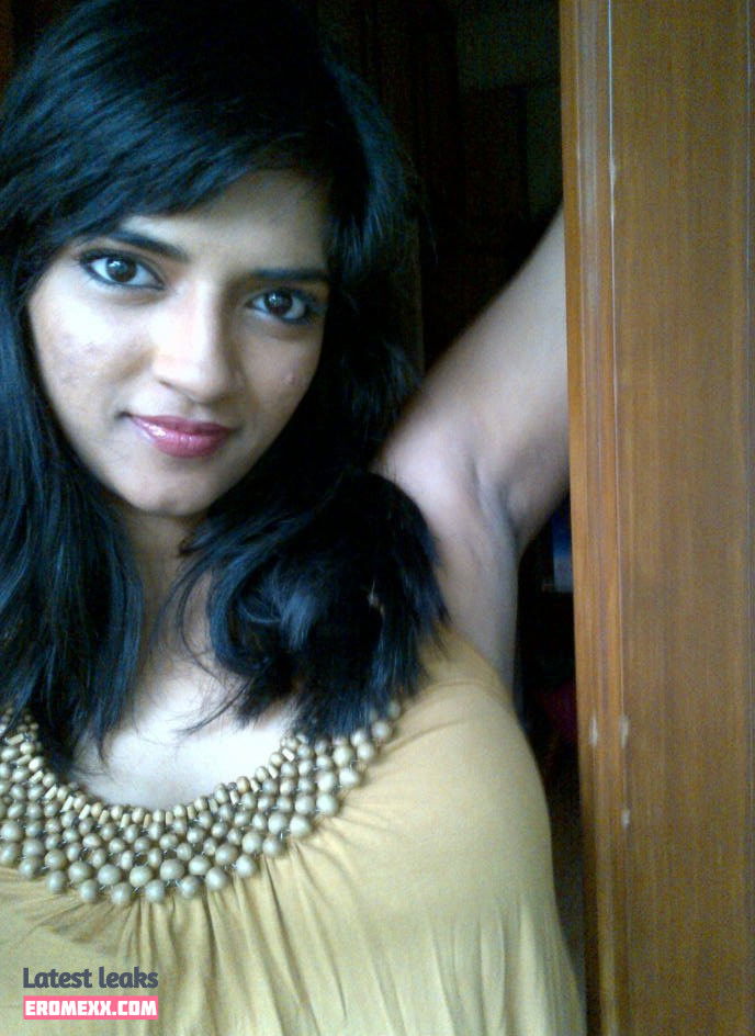 Latest Leaks Vasundhara Kashyap Nude #47 - Fapello