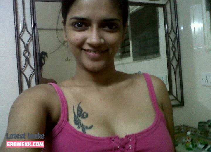 Latest Leaks Vasundhara Kashyap Nude #5 - Fapello