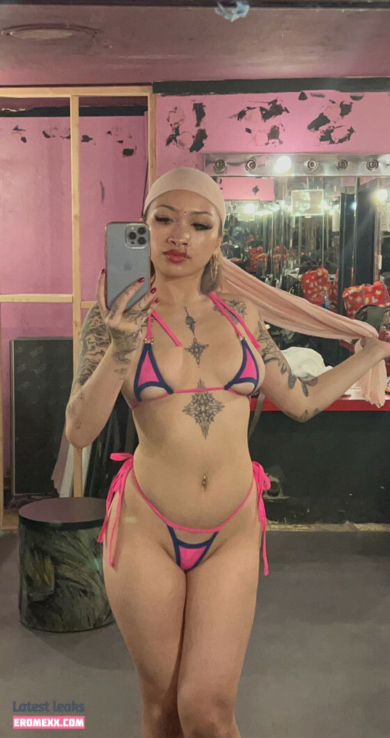 Latest Leaks VenusMatrix Nude #90 - Erome