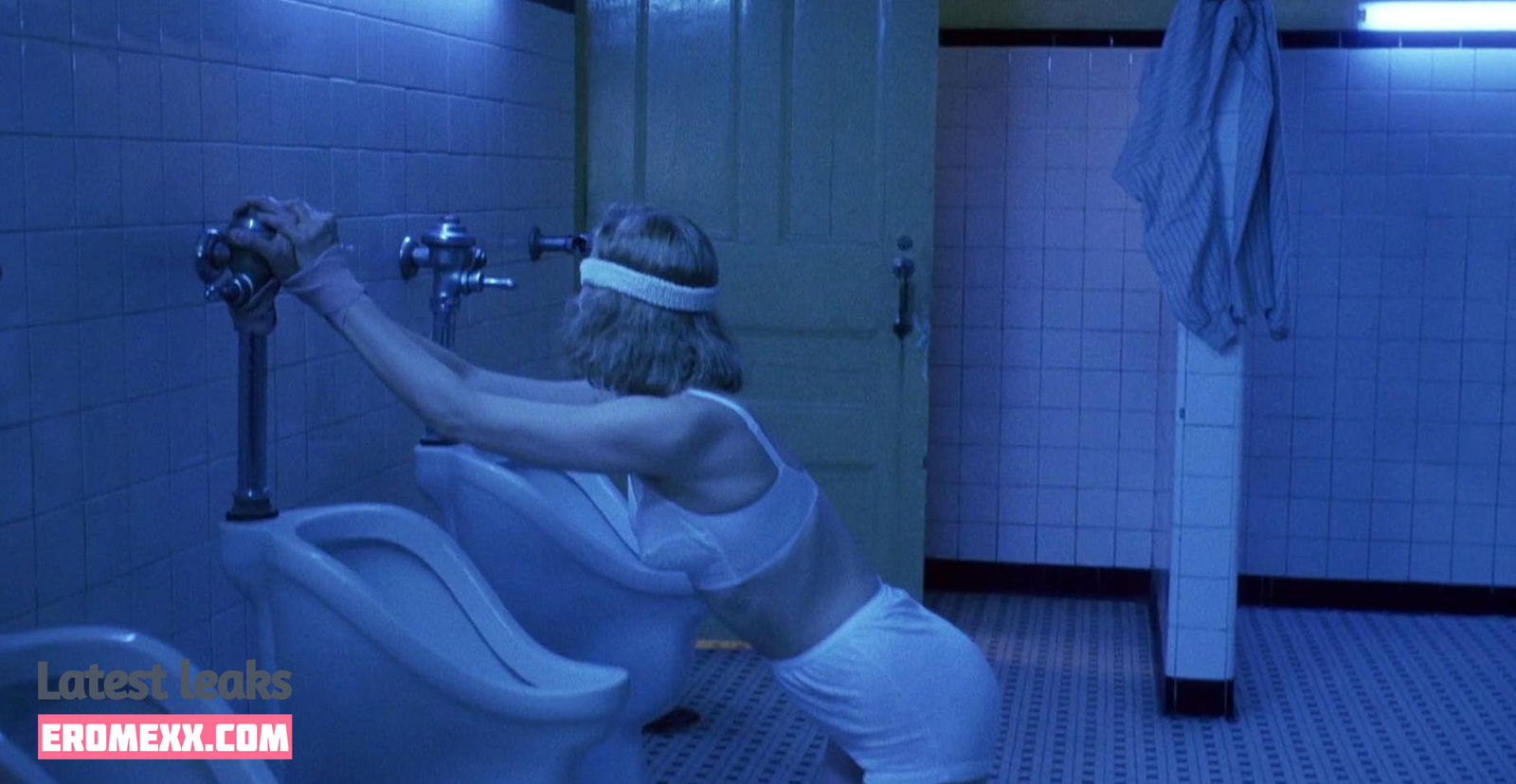 Latest Leaks Victoria Tennant Nude #15 - Fapello