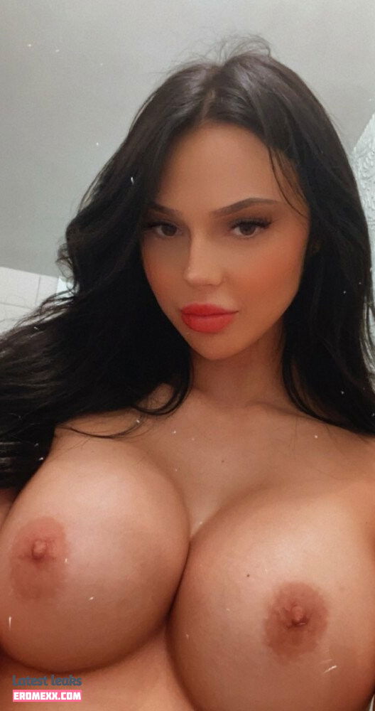 Latest Leaks Victoriaebarrett Nude #17 - Fapello