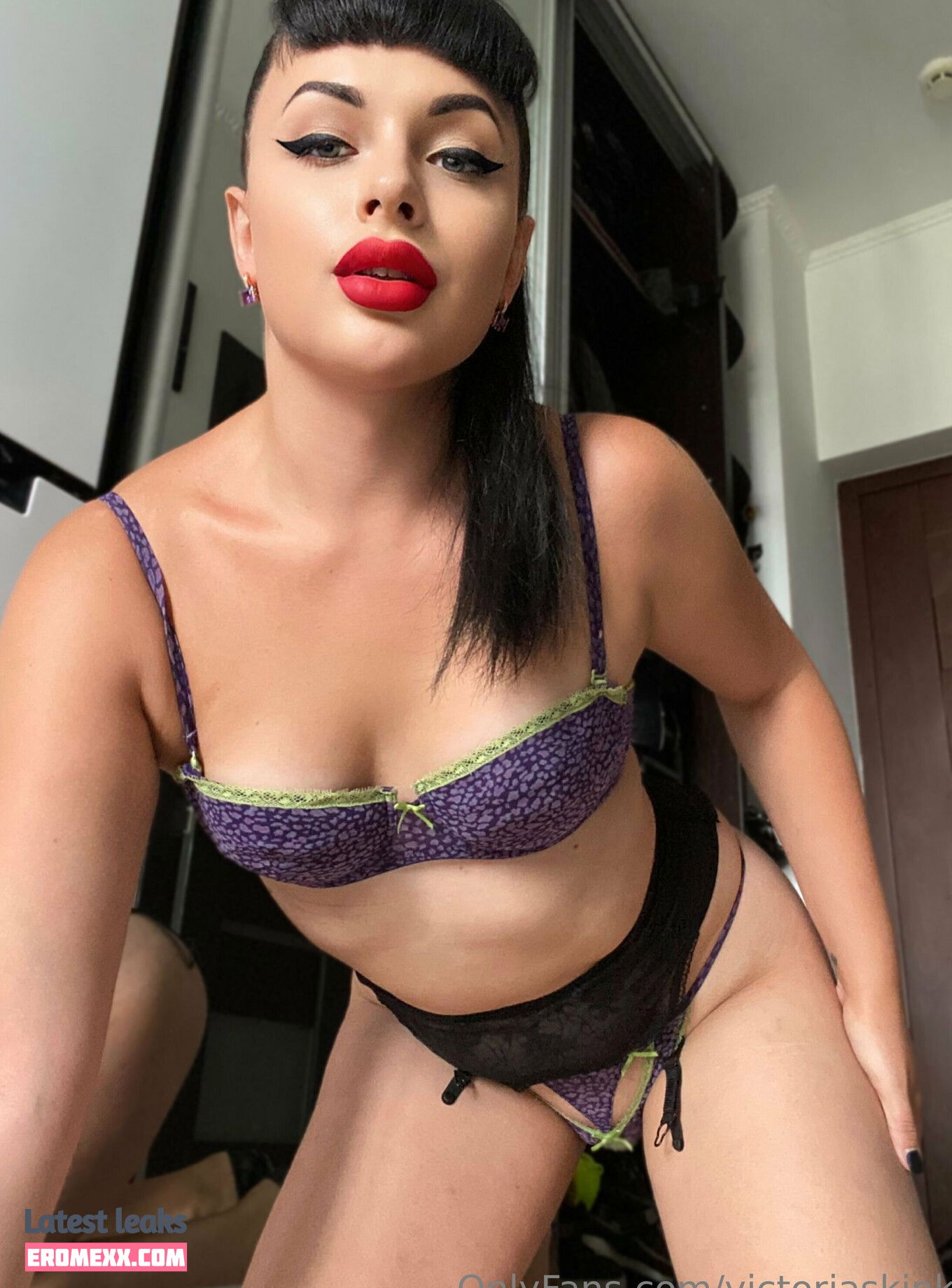 Latest Leaks victoriaskinks Nude #18 - Fapello