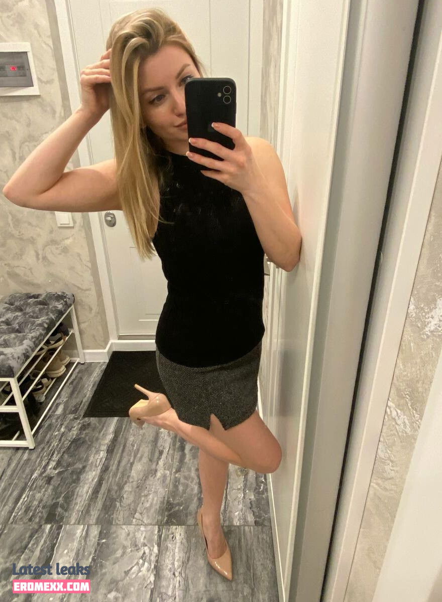 Latest Leaks vikkytheone Nude #21 - Fapello