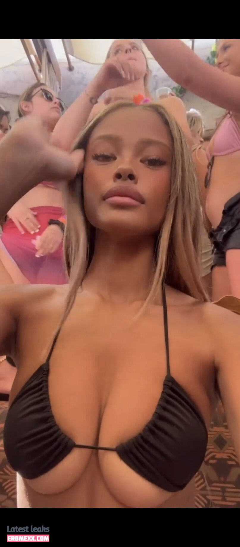 Latest Leaks Vinetrria Vinetria Nude #17 - Fapello