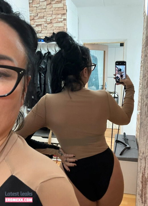 Latest Leaks Vinted/eBay Nude #395 - Fapello