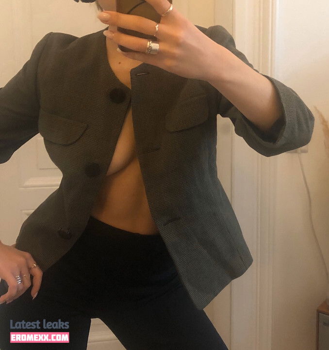 Latest Leaks Vinted/eBay Nude #42 - Fapello