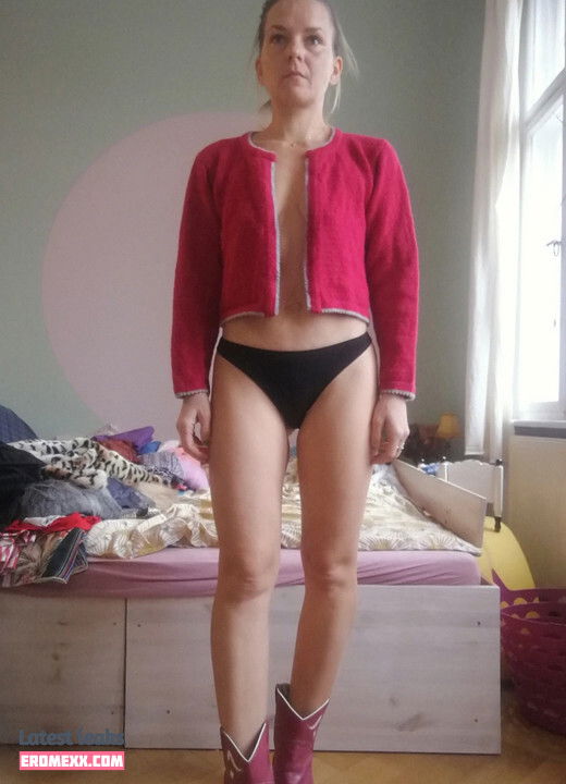 Latest Leaks Vinted/eBay Nude #587 - Fapello