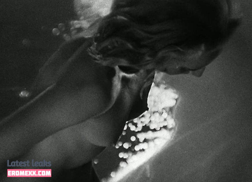 Latest Leaks Vivian Pickles Nude #5 - Fapello