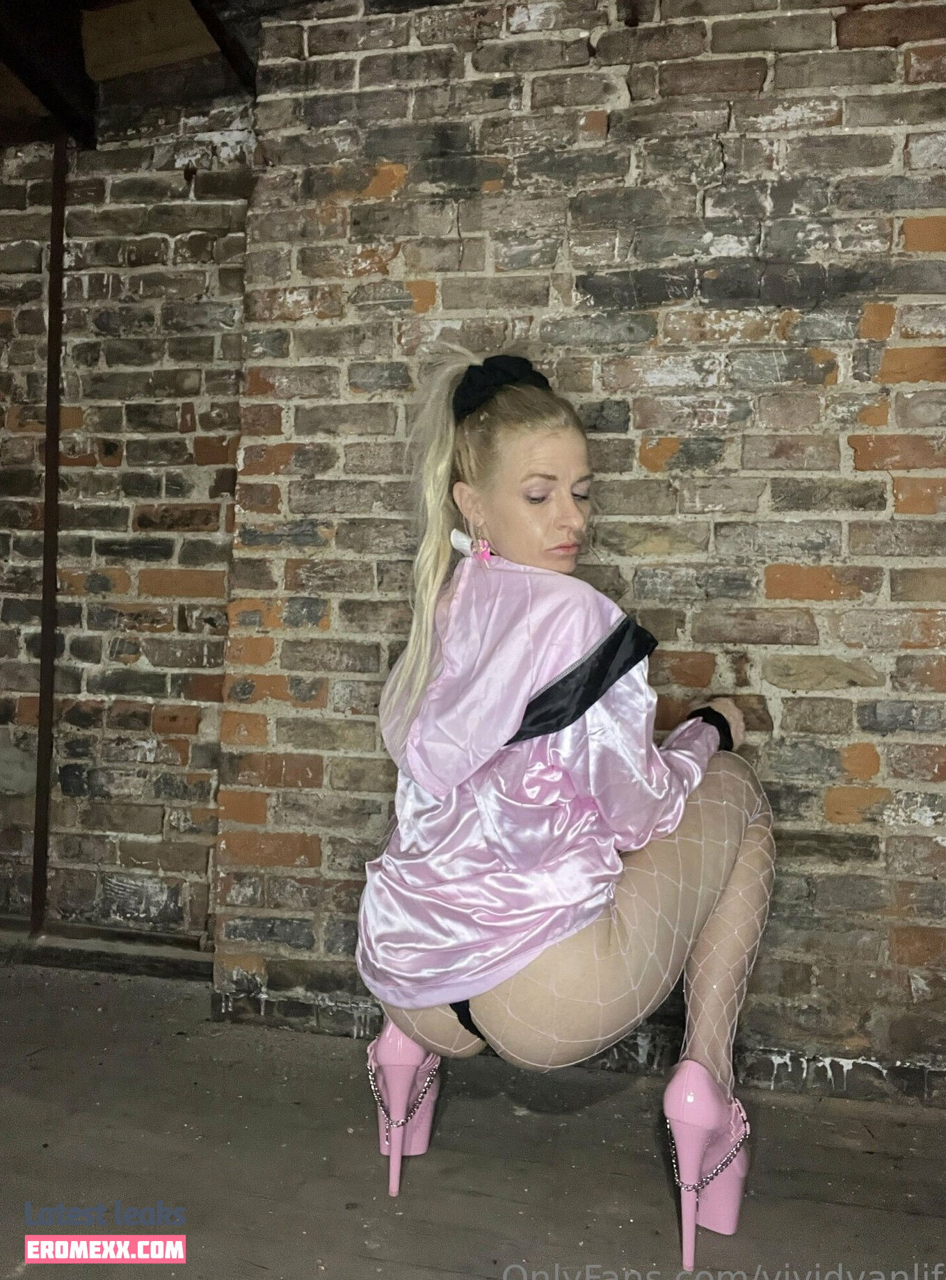 Latest Leaks vividvanlife Nude #5 - Fapello