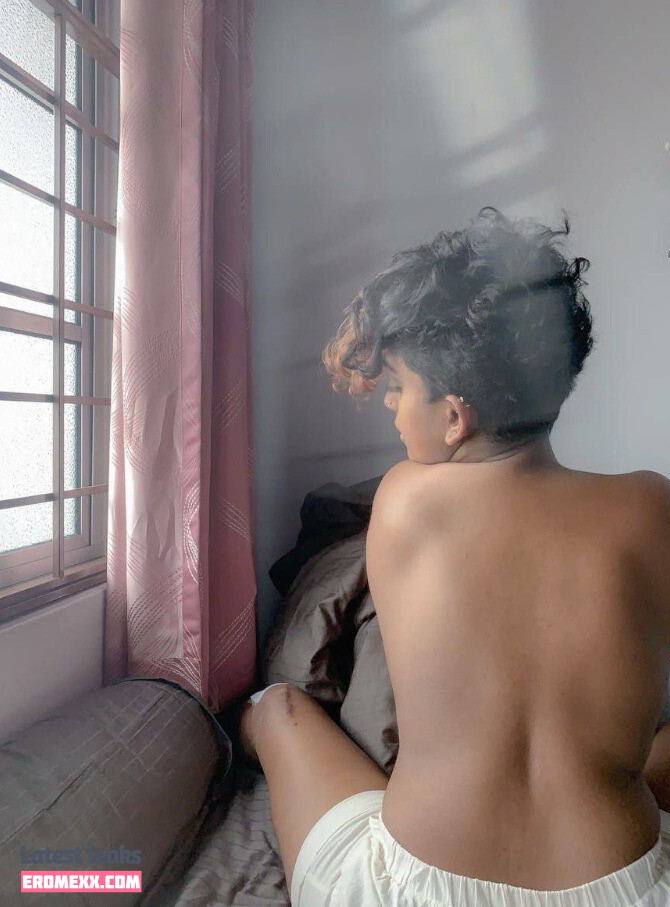Latest Leaks Vogue Unicorn Nude #48 - Fapello