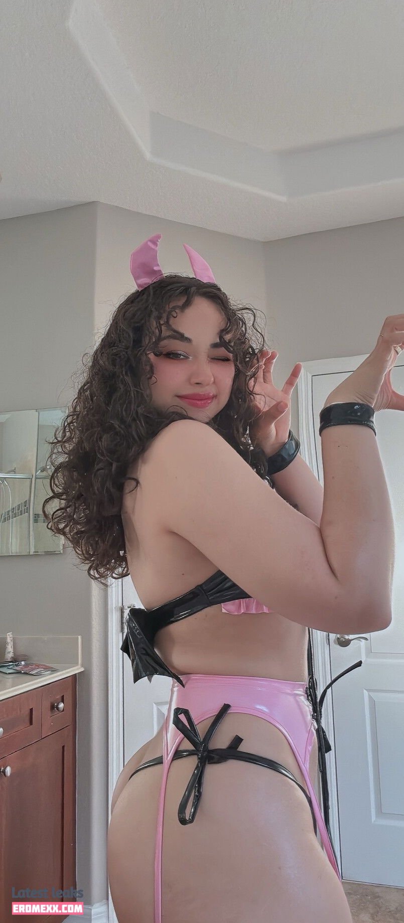 Latest Leaks vrv0 Nude #10 - Fapello