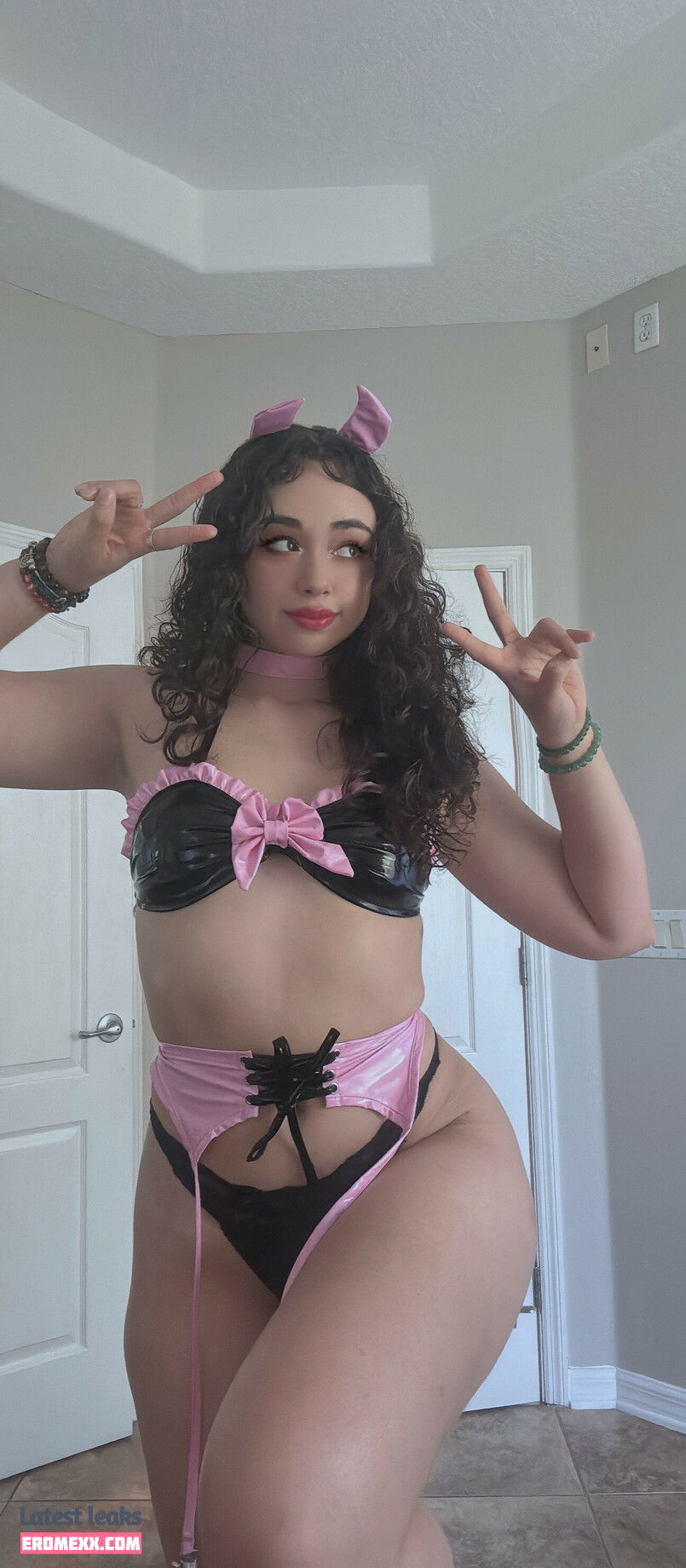 Latest Leaks vrv0 Nude #8 - Fapello