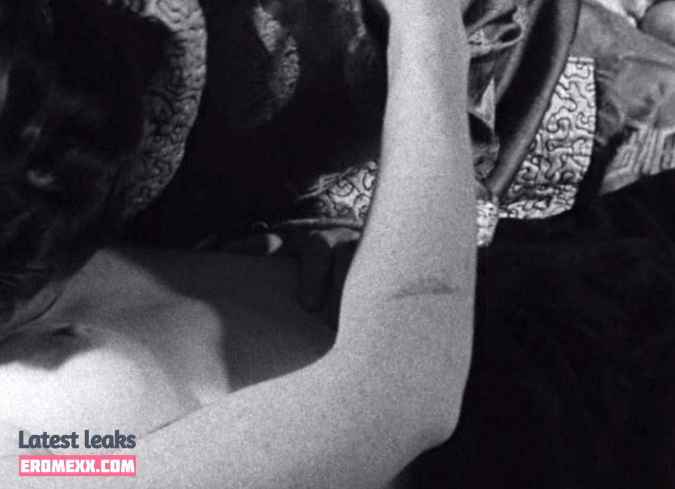 Latest Leaks V.S. Brodie Nude #2 - Erome