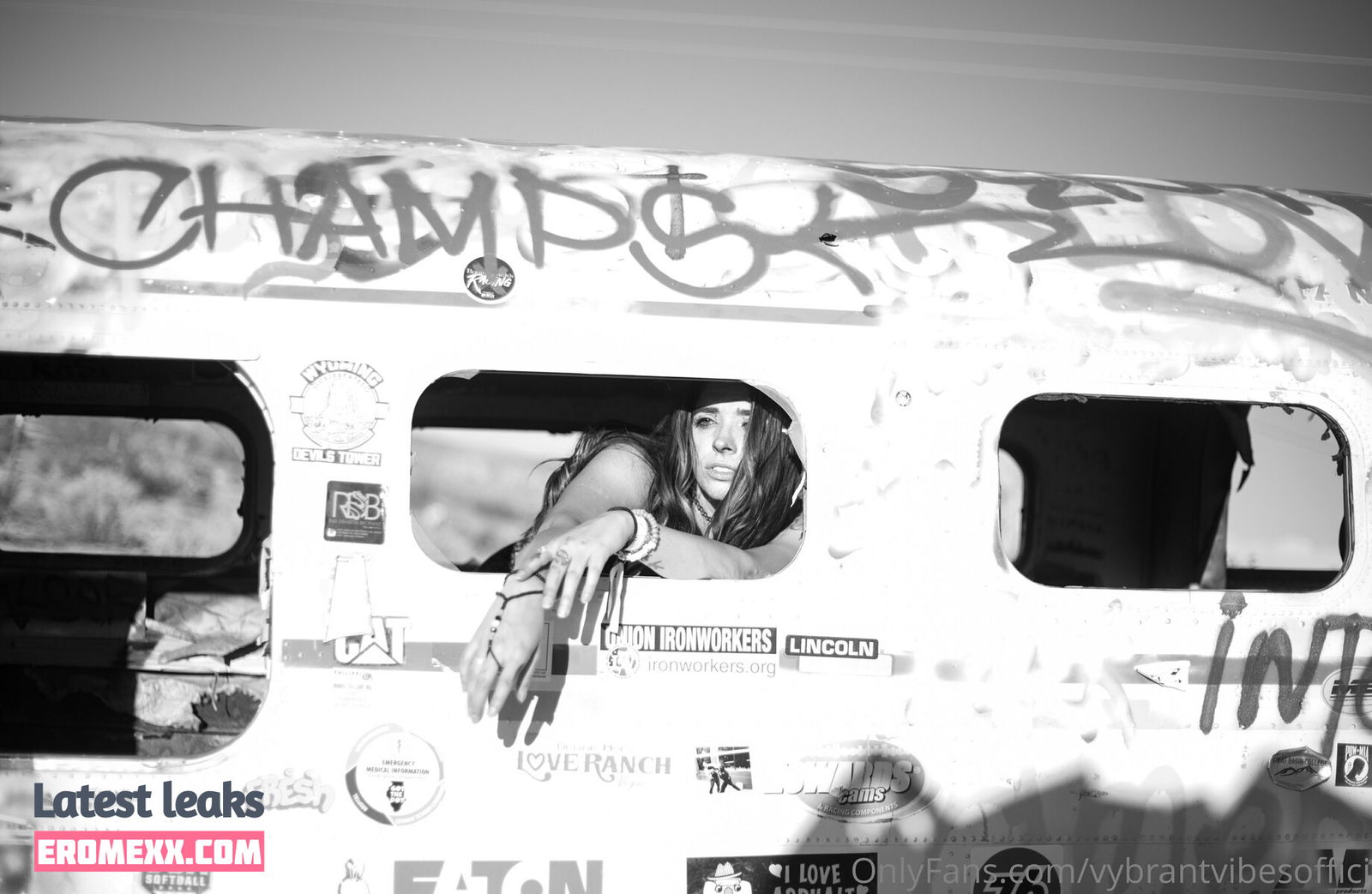 Latest Leaks vybrantvibesofficial Nude #27 - Fapello