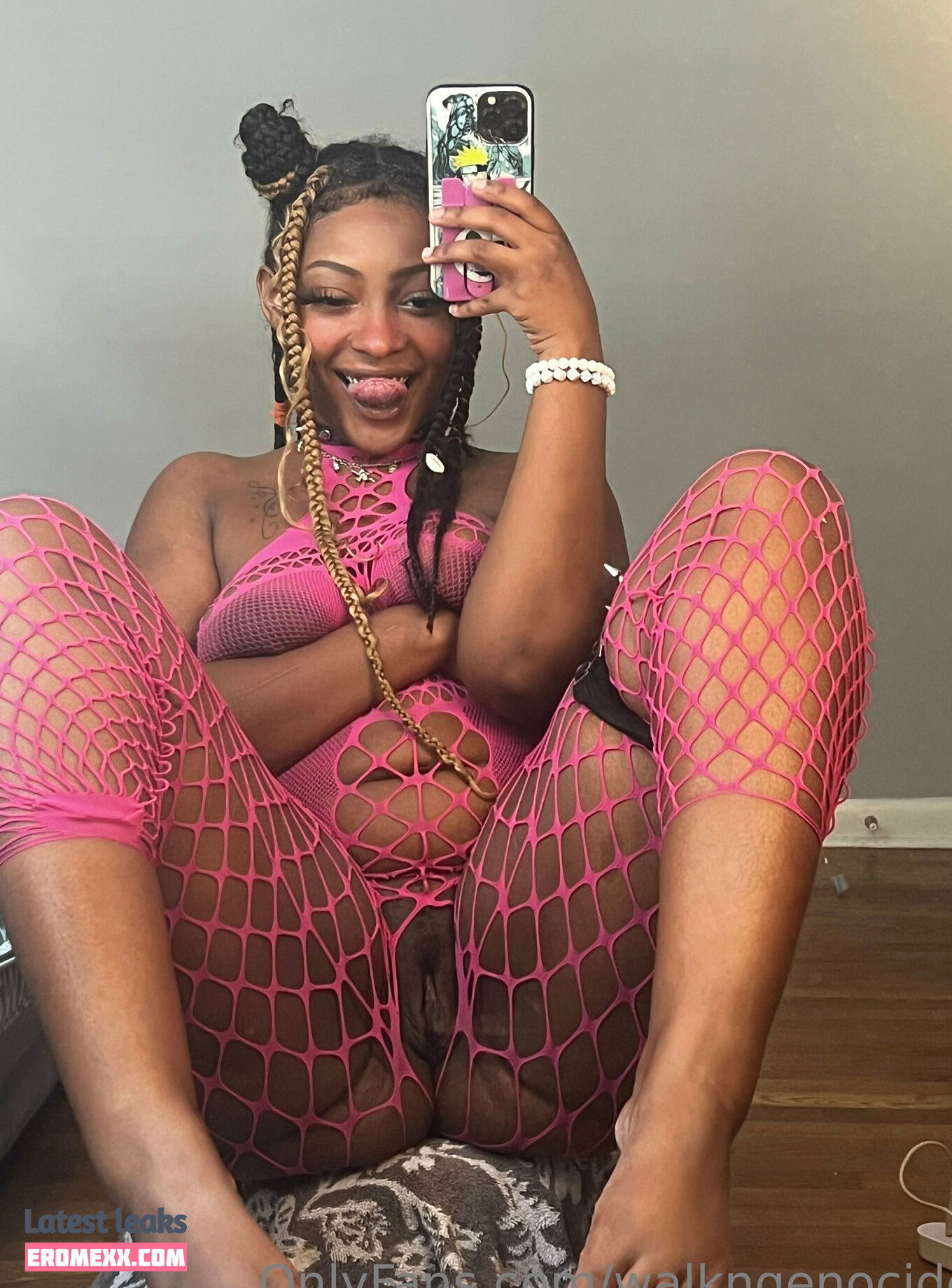 Latest Leaks walkngenocide Nude #24 - Fapello